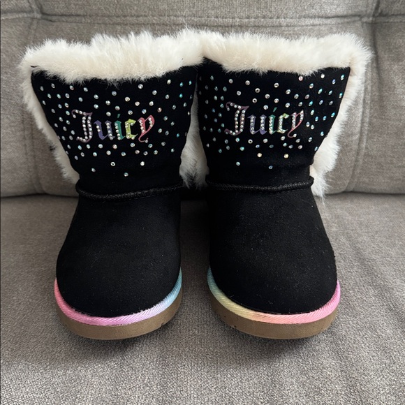 Juicy Couture Toddler Boots - Picture 2 of 7